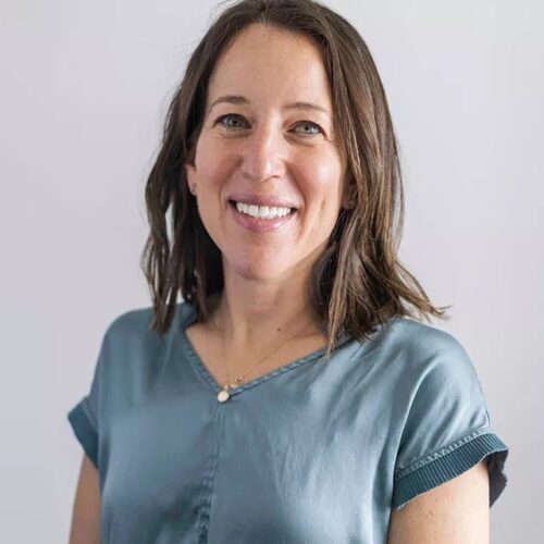 headshot of Debbi Cooper